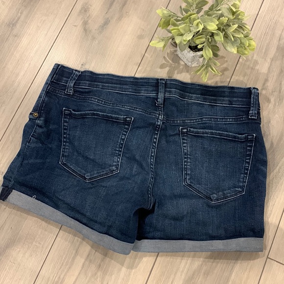 Maternity Shorts size 10 - Picture 4 of 12